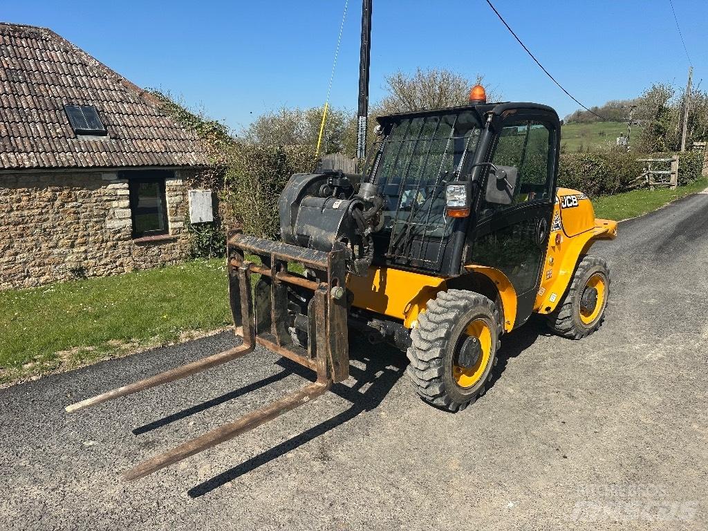 JCB 520-40 Teleskoplæssere
