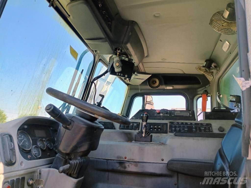 Peterbilt 520 Renovationslastbiler