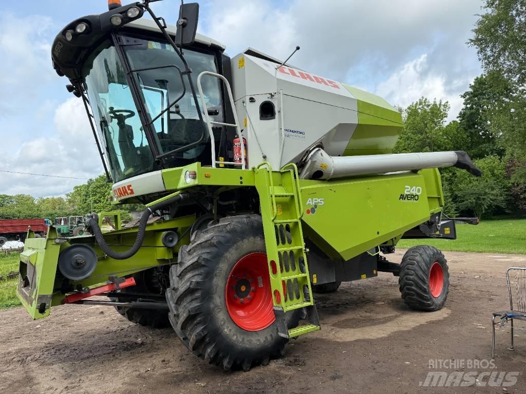 CLAAS Avero 240 Mejetærskere