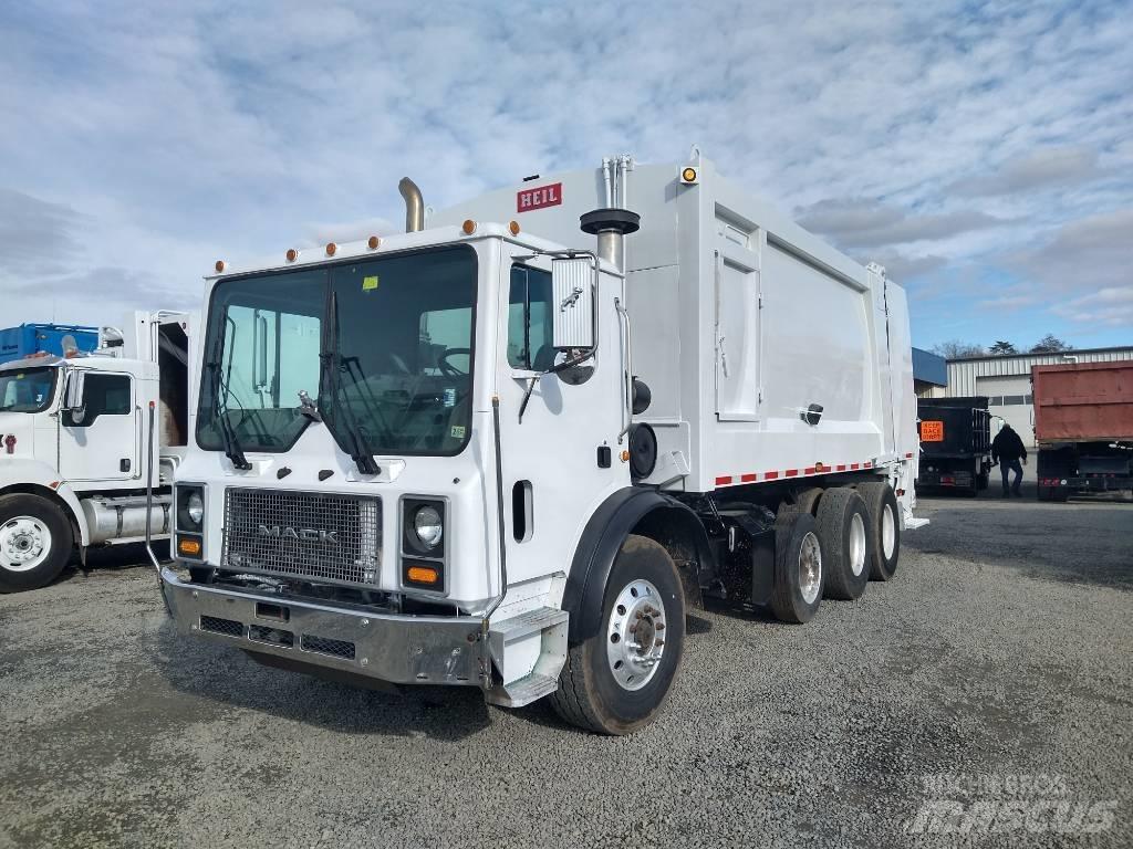 Mack MR Renovationslastbiler