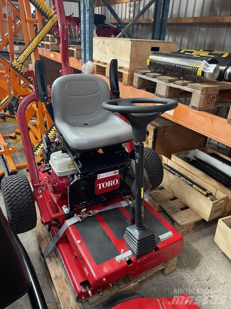 Toro GreenPro 1260 Greentromler