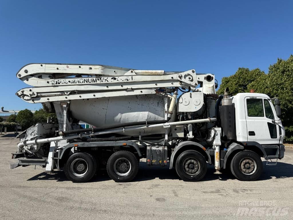Astra Betonpompa Betonbiler