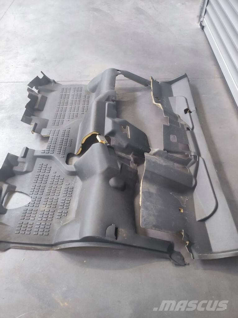Nissan Floor Mat Kabiner og interiør