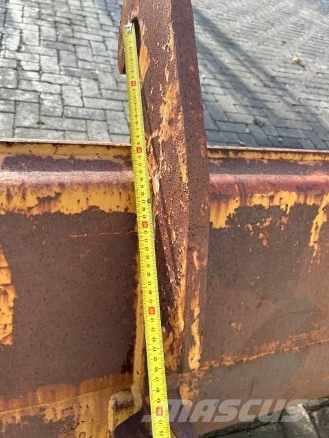 Bak 155 cm CW 30 Skovle