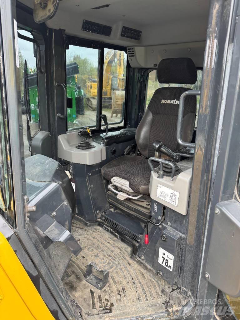 Komatsu D 61 PX-24 Bulldozer på larvebånd