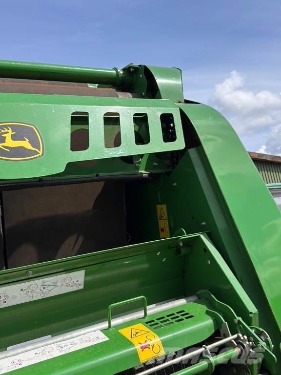 John Deere V461R Rundballe-pressere