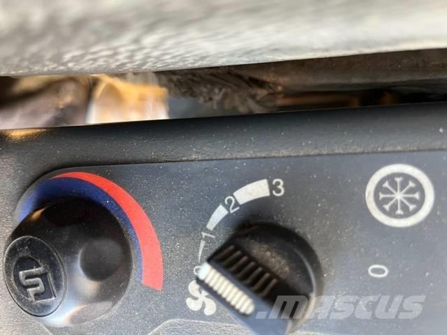 Komatsu PC 75 Midi-gravemaskiner 7t - 12t