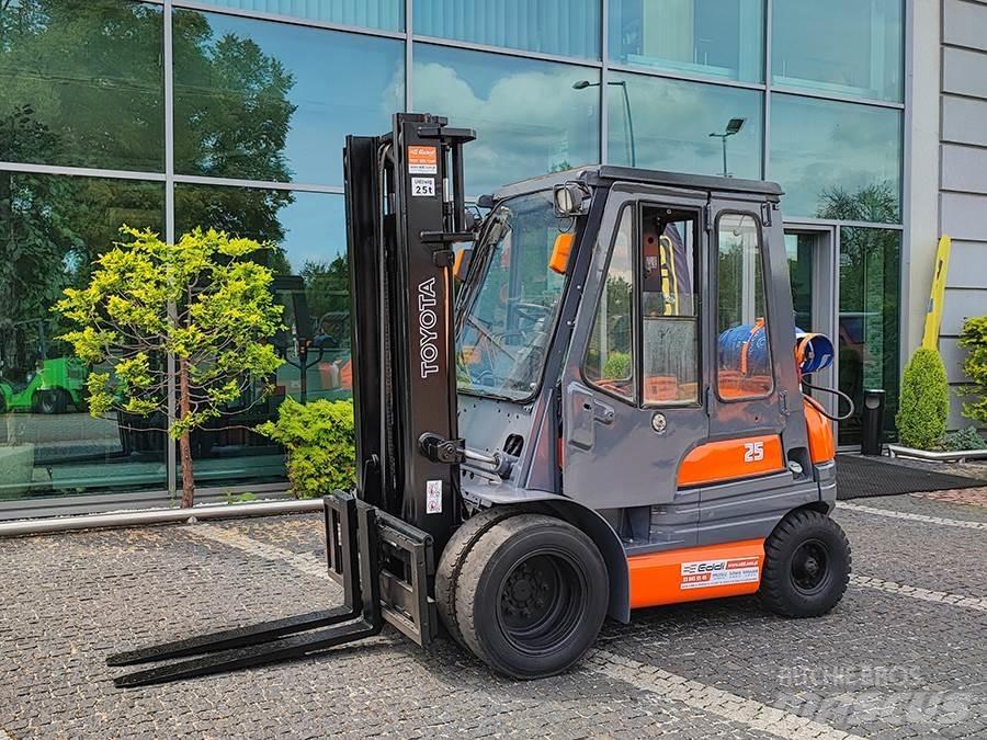 Toyota 6FG25 LPG gaffeltrucks