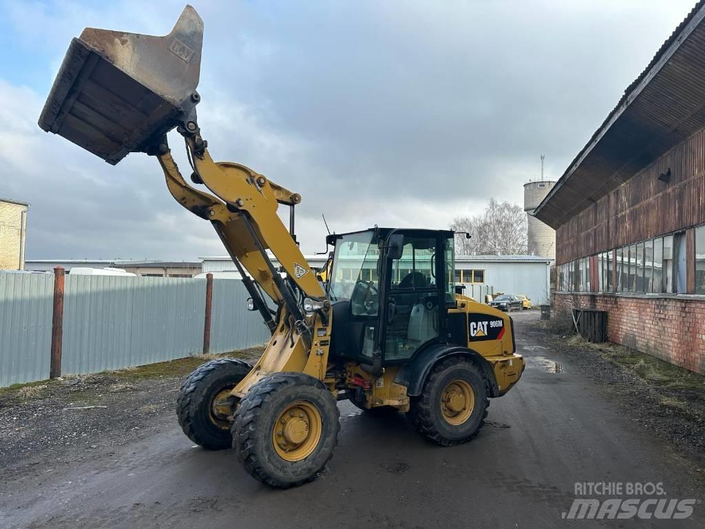 CAT 906 Læssemaskiner på hjul