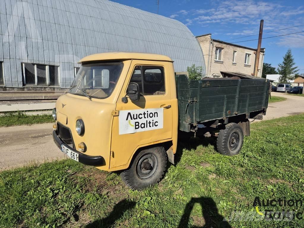  UAZ 3303 Pickup/Sideaflæsning