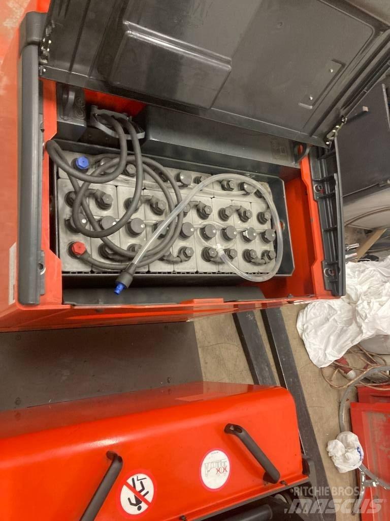 Linde L12AC Gaffelstabler med gående fører