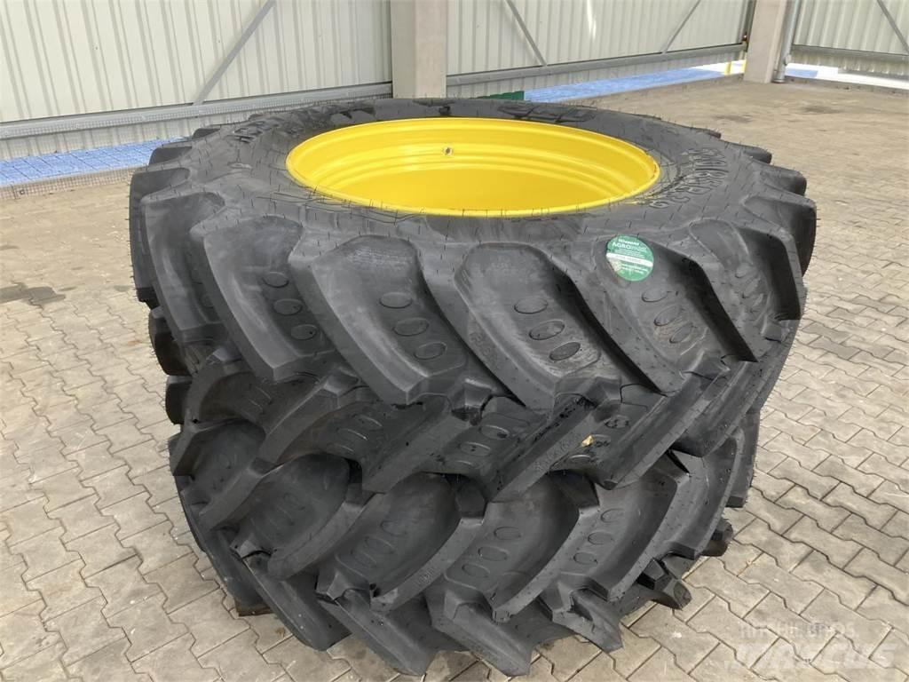 BKT 520/85R38 Hjul, Dæk og Fælge