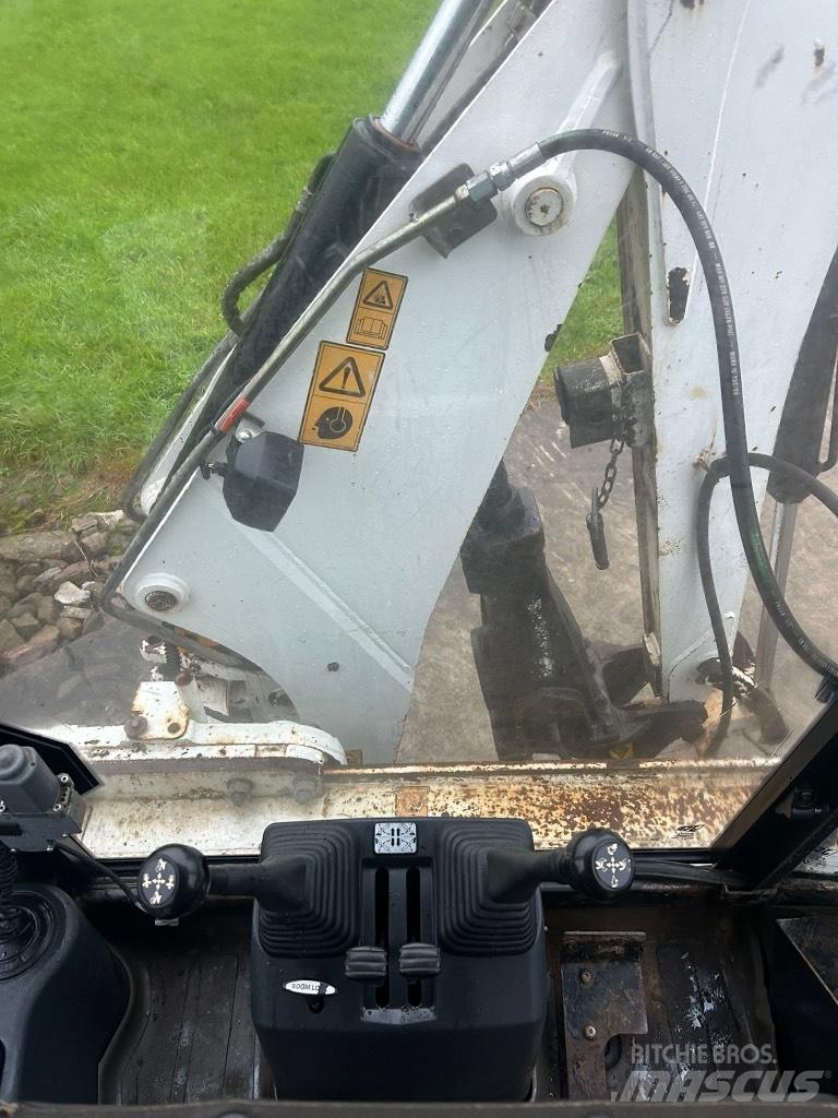 JCB 2CX Rendegravere