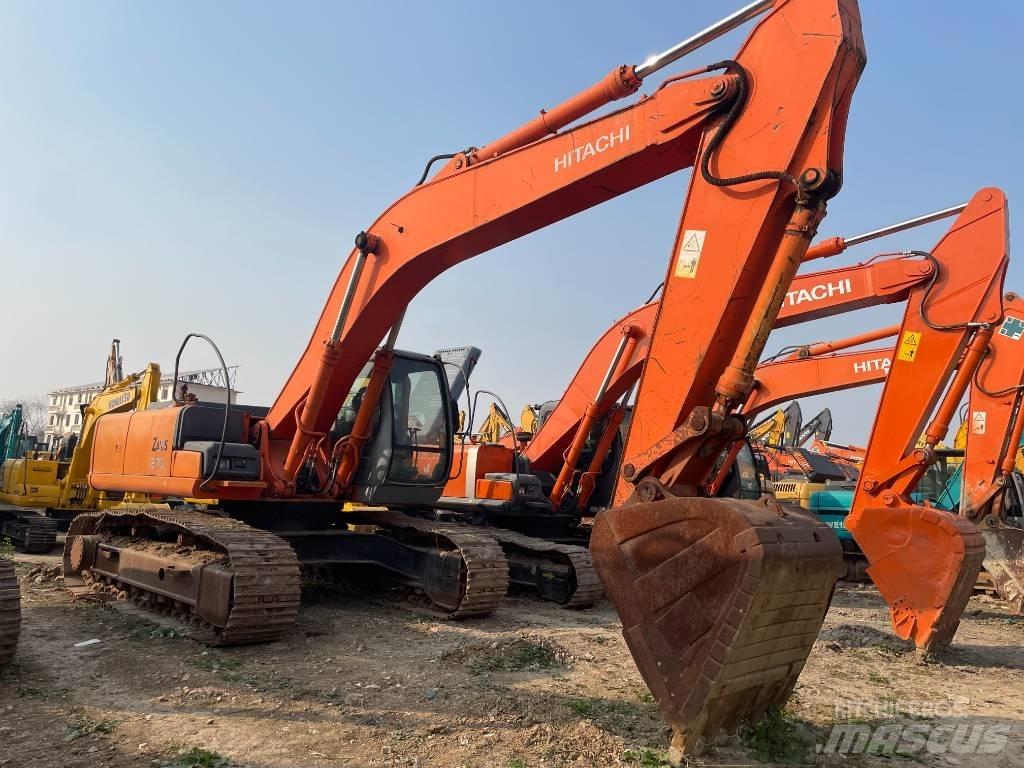 Hitachi ZX 270 Gravemaskiner på larvebånd