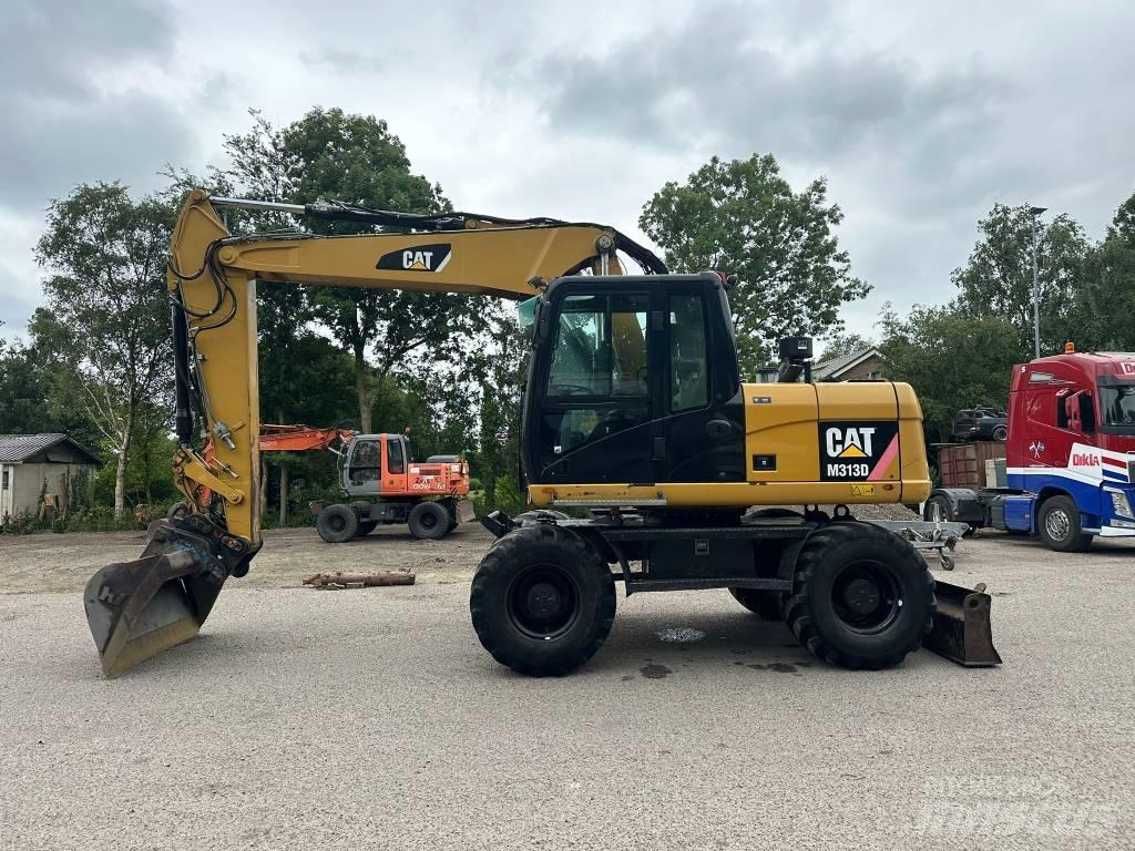 CAT M 313 D Gravemaskiner på hjul