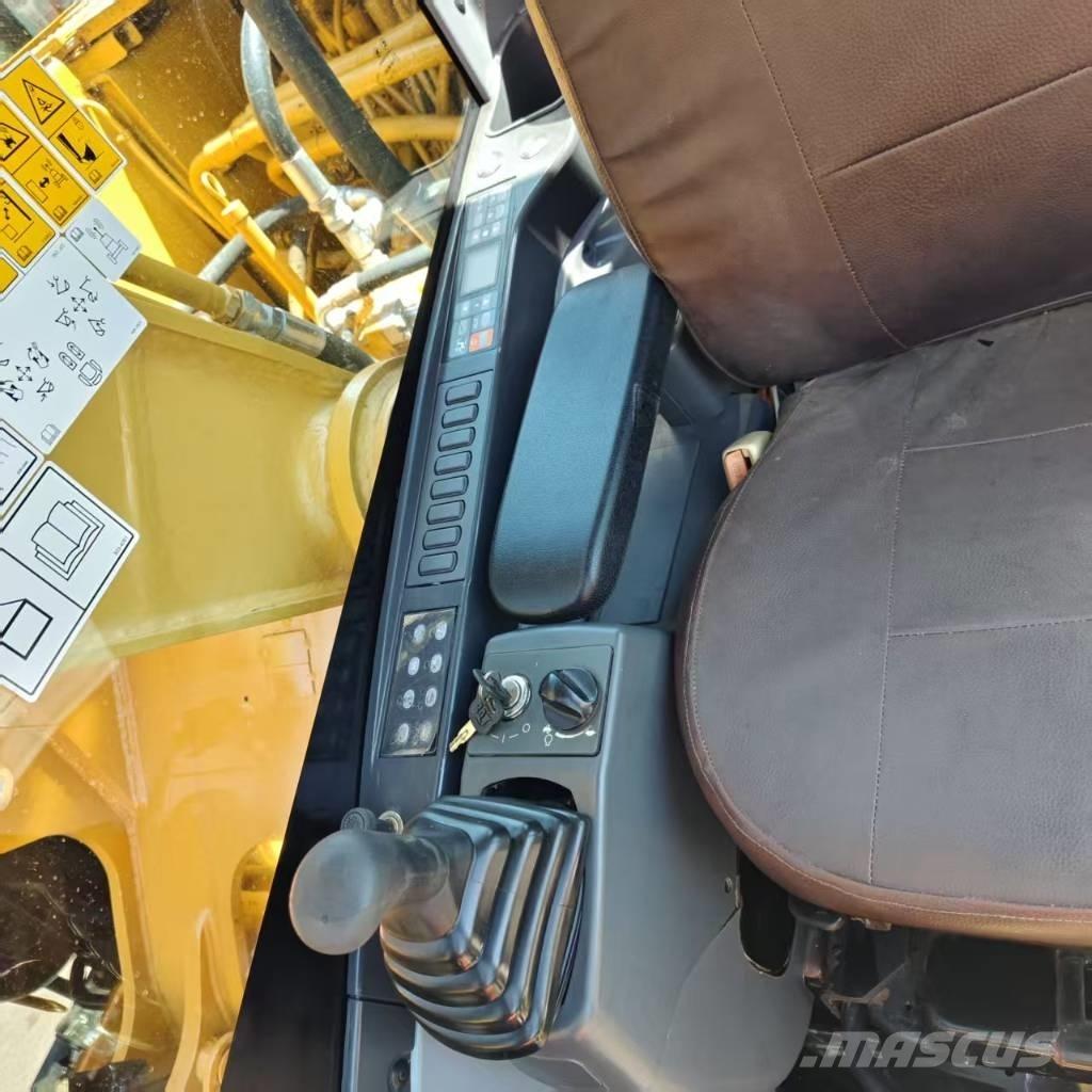 CAT 320 D Gravemaskiner på larvebånd