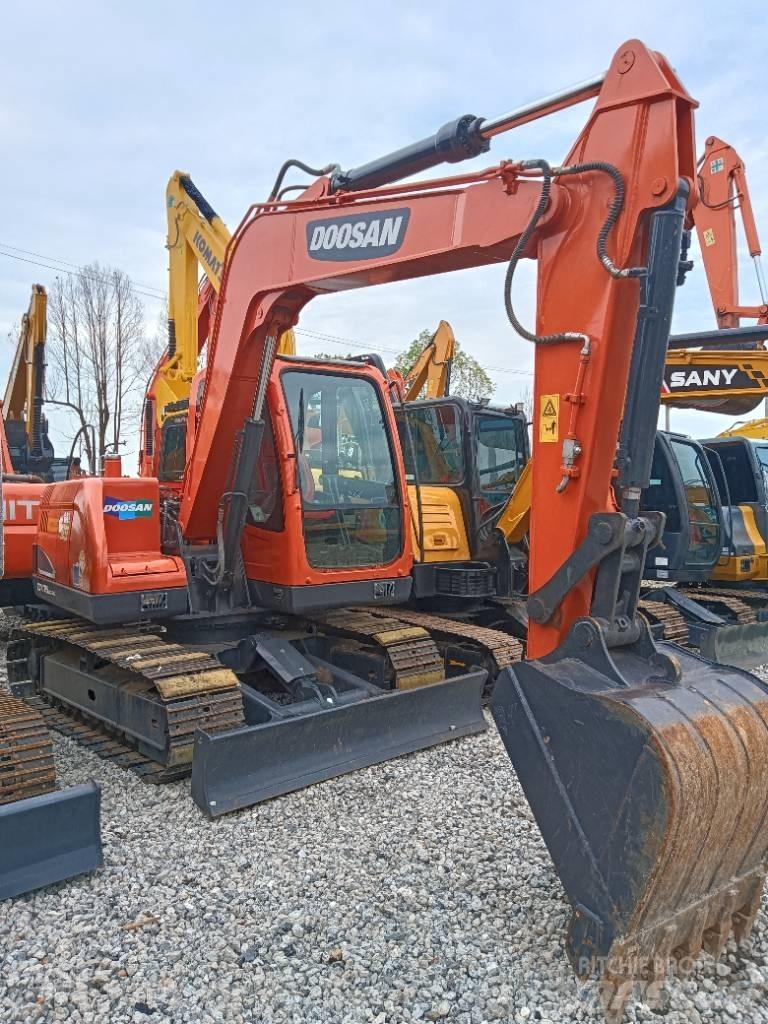 Doosan DX 75 Minigravemaskiner