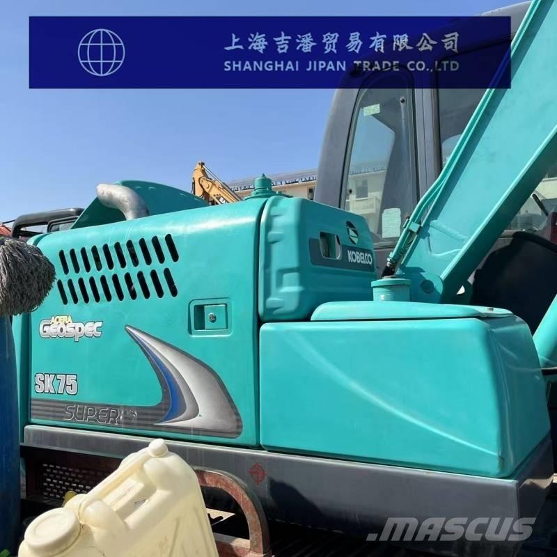 Kobelco SK 75 Gravemaskiner på larvebånd