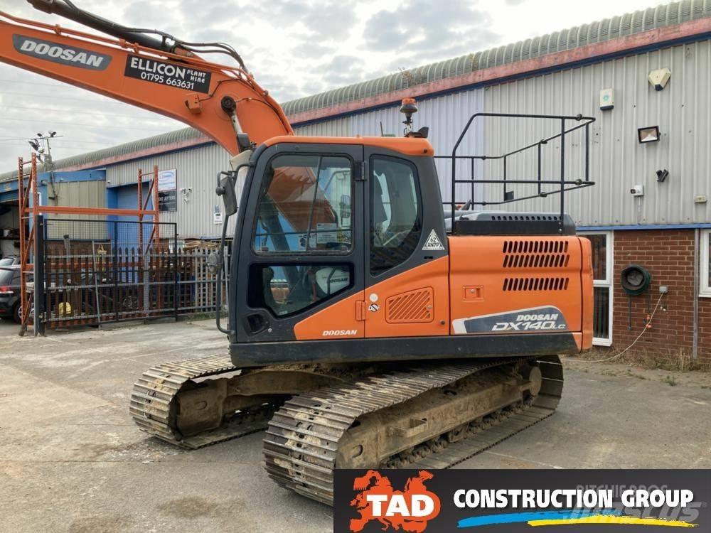 Doosan DX 140 LC Gravemaskiner på larvebånd