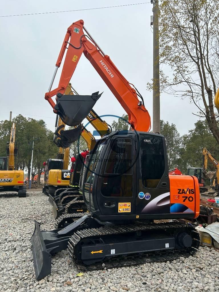 Hitachi ZX 70 Gravemaskiner på larvebånd