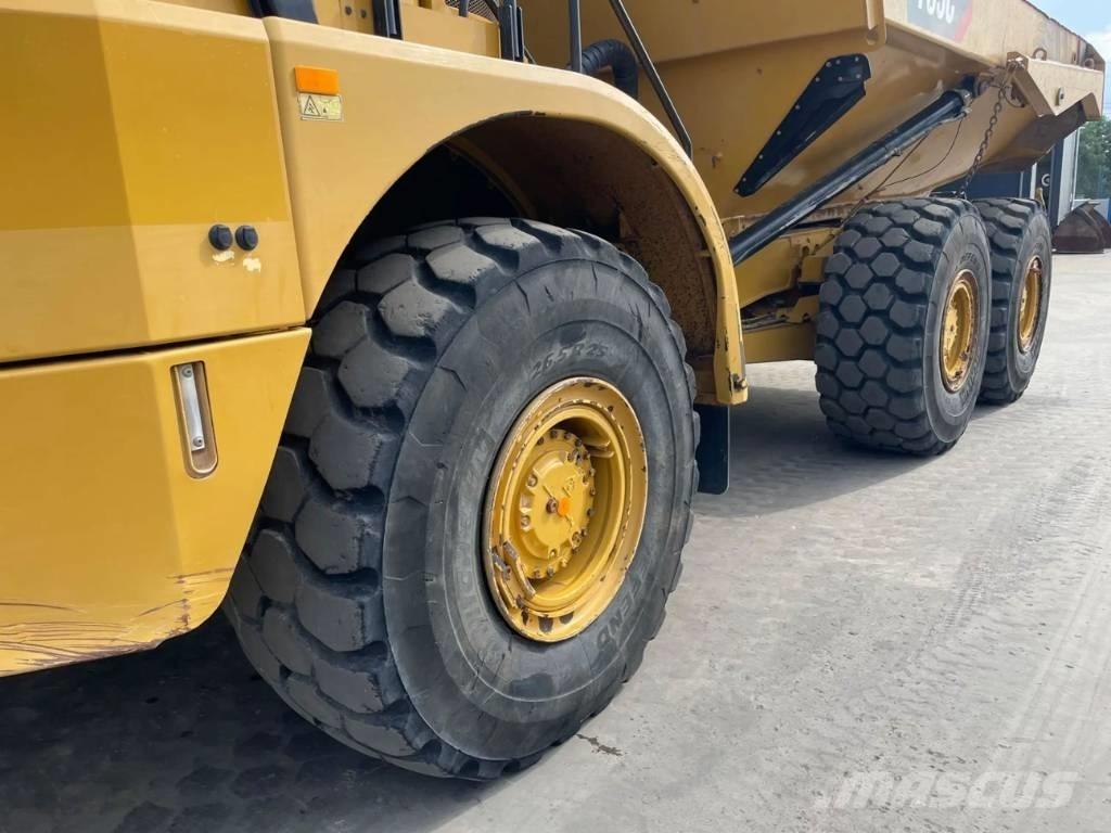 CAT 735C Terrængående lastbiler