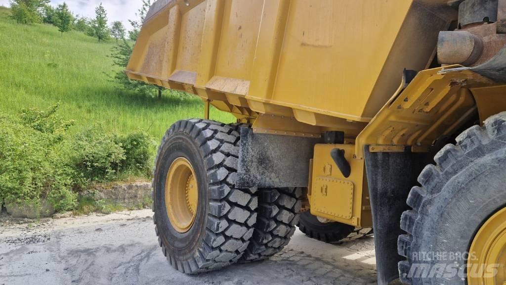 CAT 775 G Knækstyrede dumpere