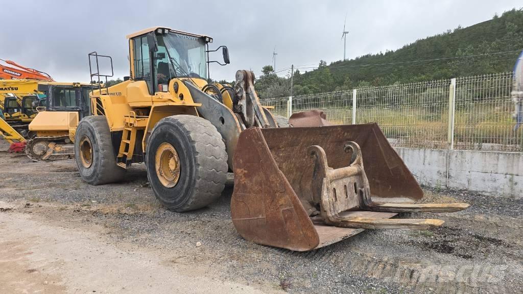 Volvo L 220 F Læssemaskiner på hjul