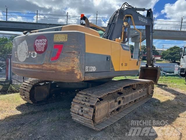 Volvo EC 220 DL Gravemaskiner på larvebånd