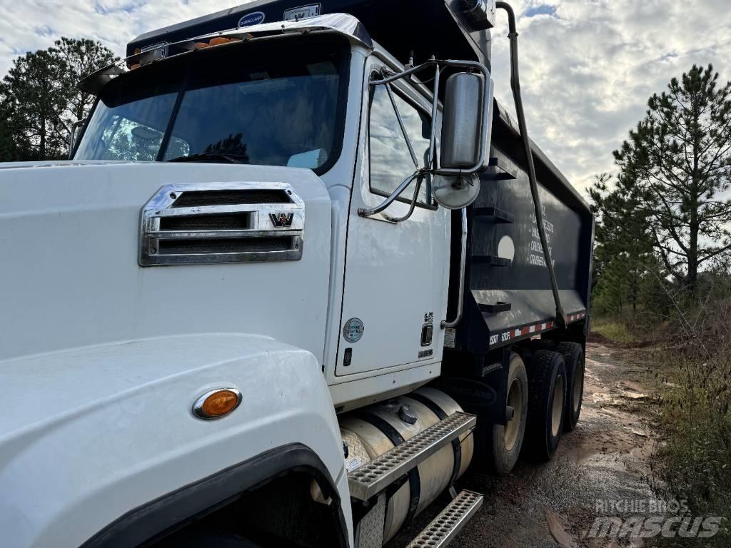 Western Star 4700 Lastbiler med tip