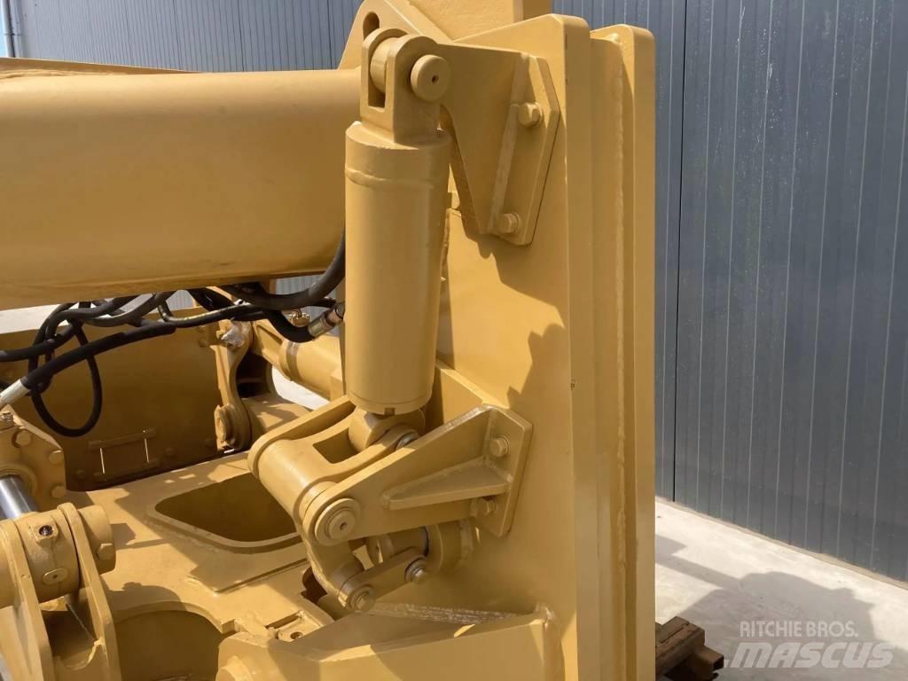 CAT D8R Ophakkere