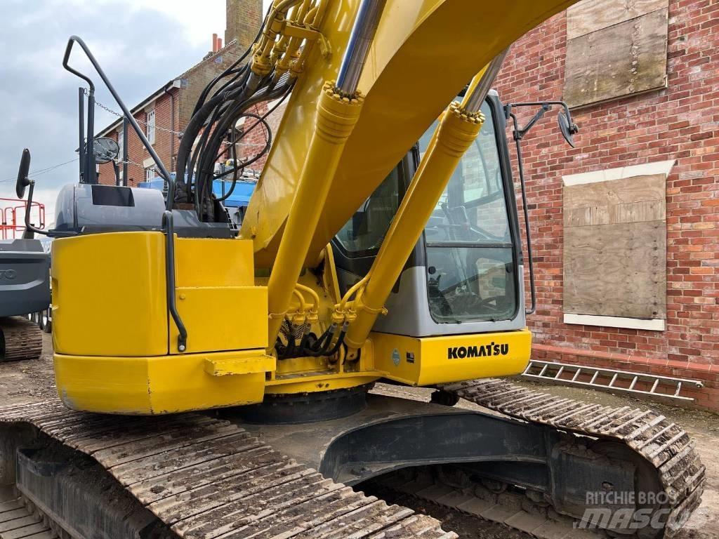 Komatsu PC 228 USLC Gravemaskiner på larvebånd