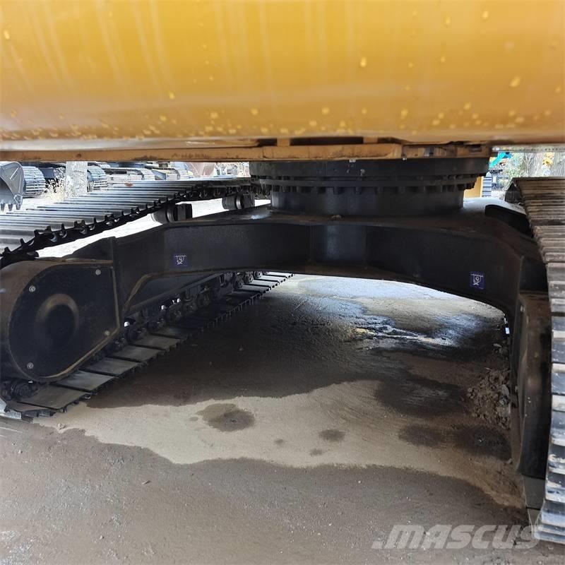 CAT 330 D Gravemaskiner på larvebånd