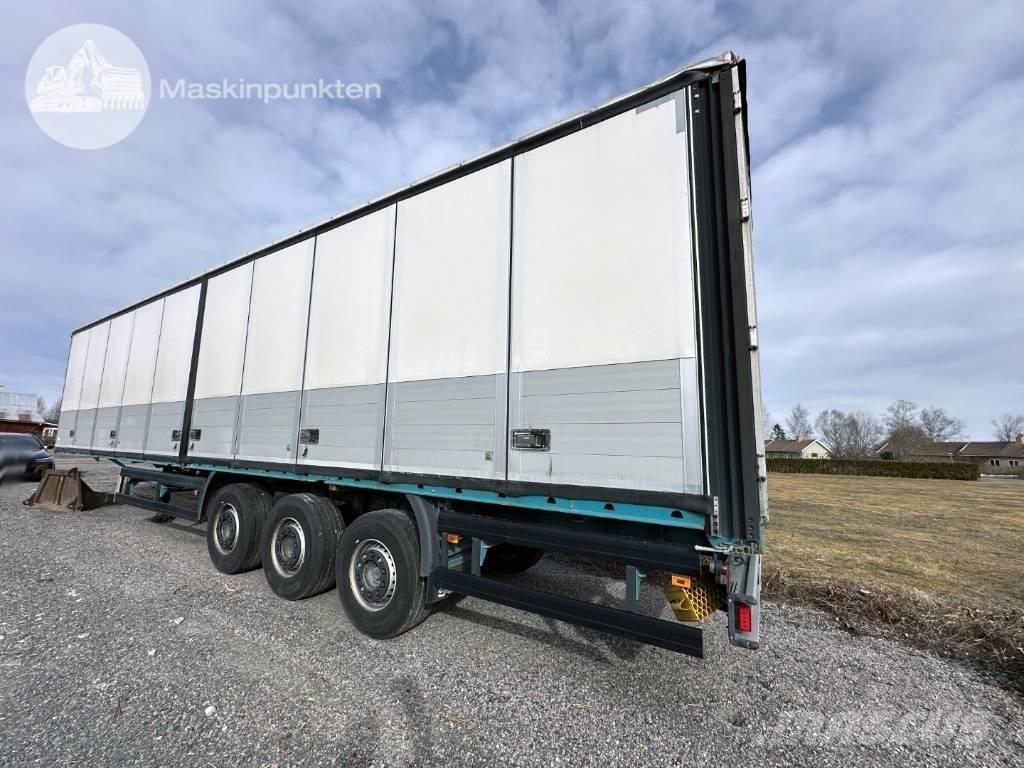 Scania ST 37 Semi-trailer med Gardinsider