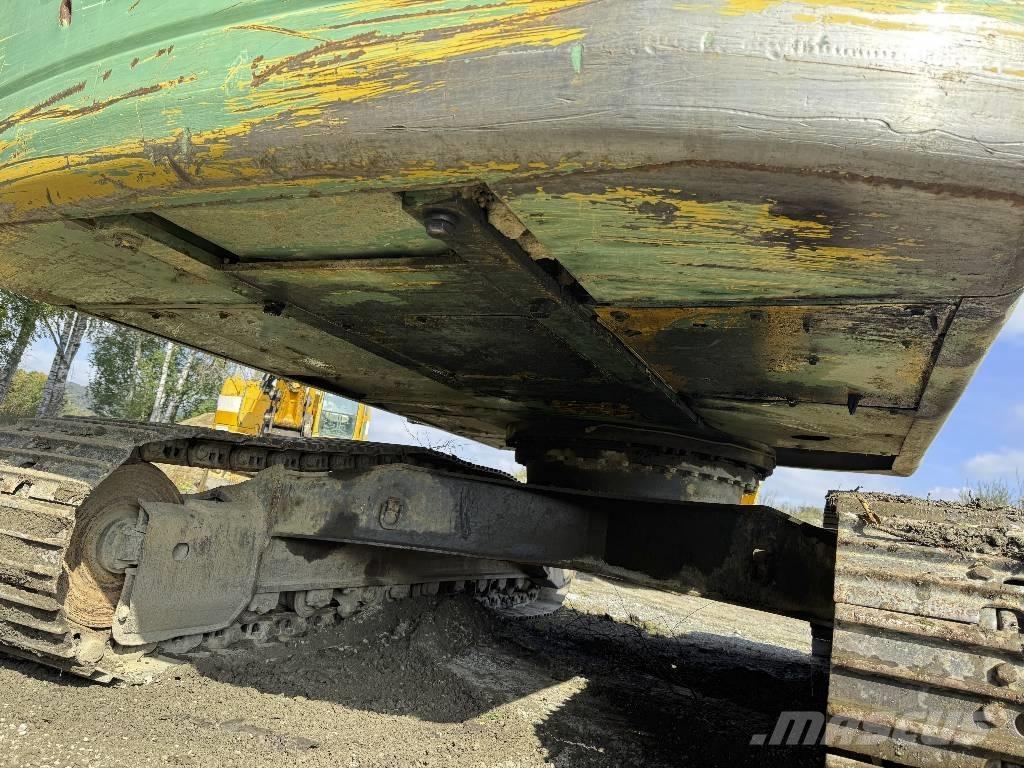 Komatsu PC 240 NLC-8 Gravemaskiner på larvebånd
