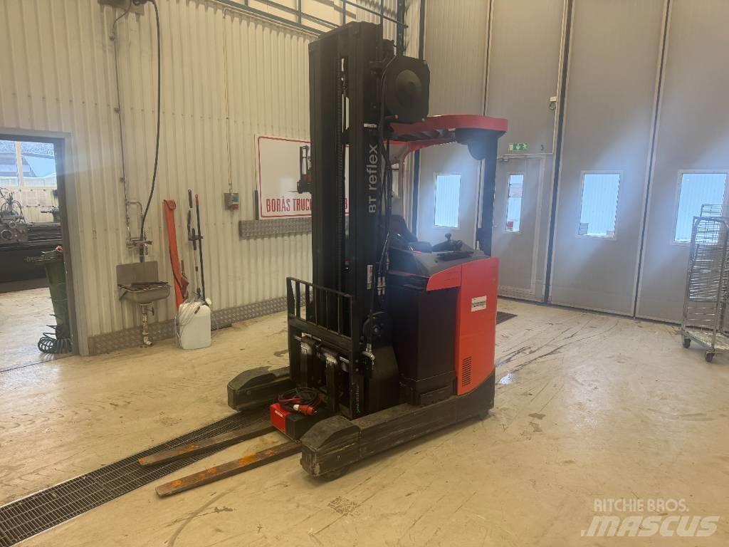 BT Toyota RRE 160 Reachtruck