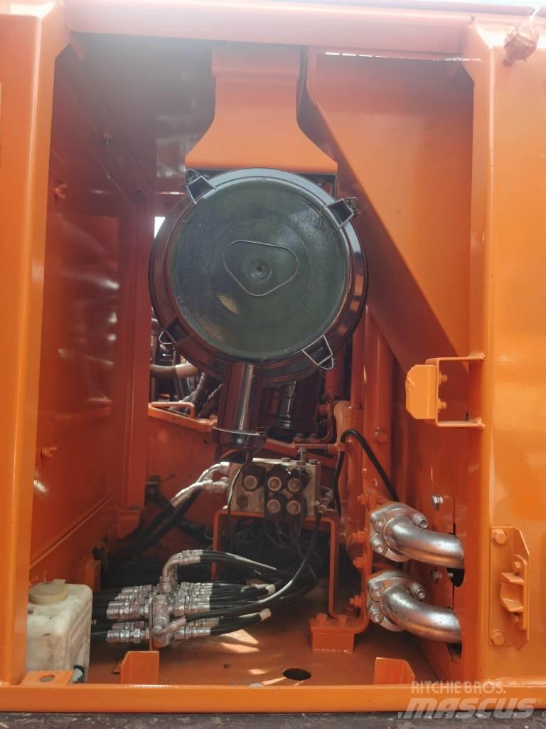 Doosan DX 225 LC-9 Gravemaskiner på larvebånd