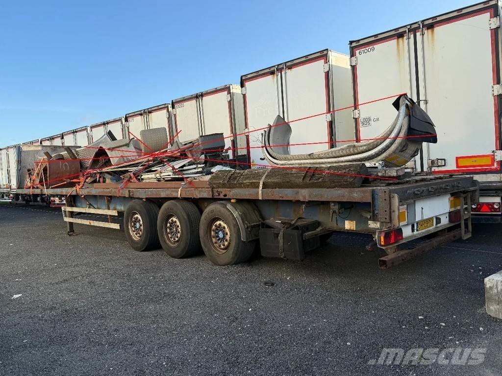 LAG O-3-40 01 Semi-trailer med lad/flatbed