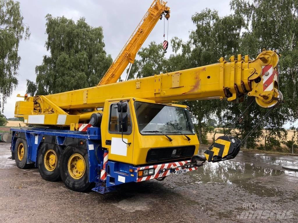Grove GMK 3050 Kraner til alt terræn