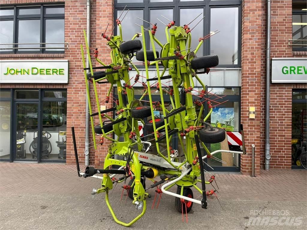 CLAAS Volto 1100 River og høvendere