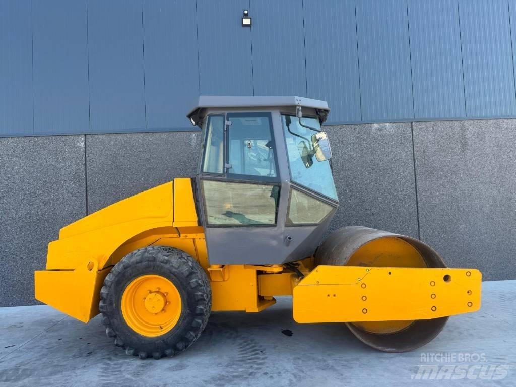 Dynapac CA 152 Enkelt tromle