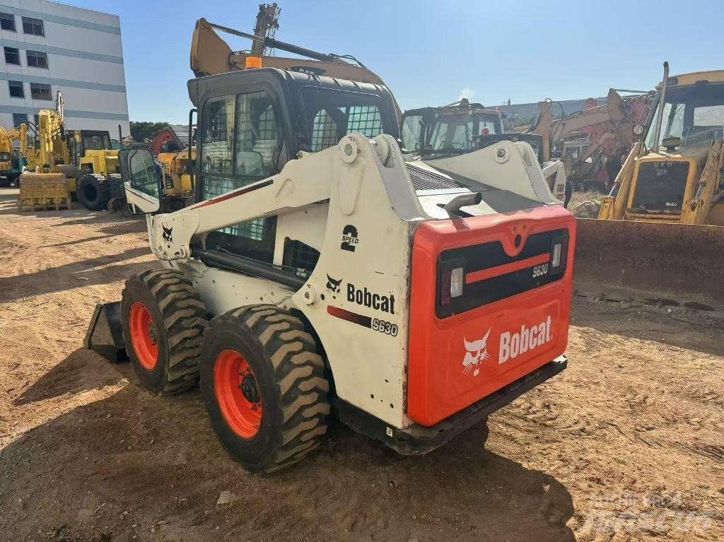 Bobcat S 630 Minilæsser - skridstyret
