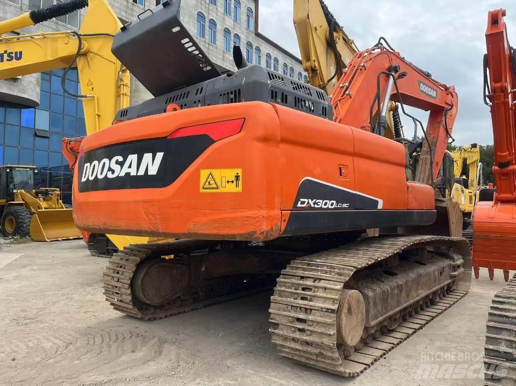 Doosan DX 300LC-9C Gravemaskiner på larvebånd