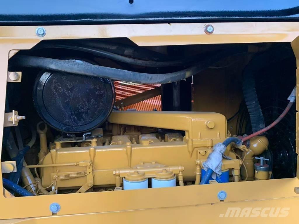 CAT D 6 G Bulldozer på larvebånd