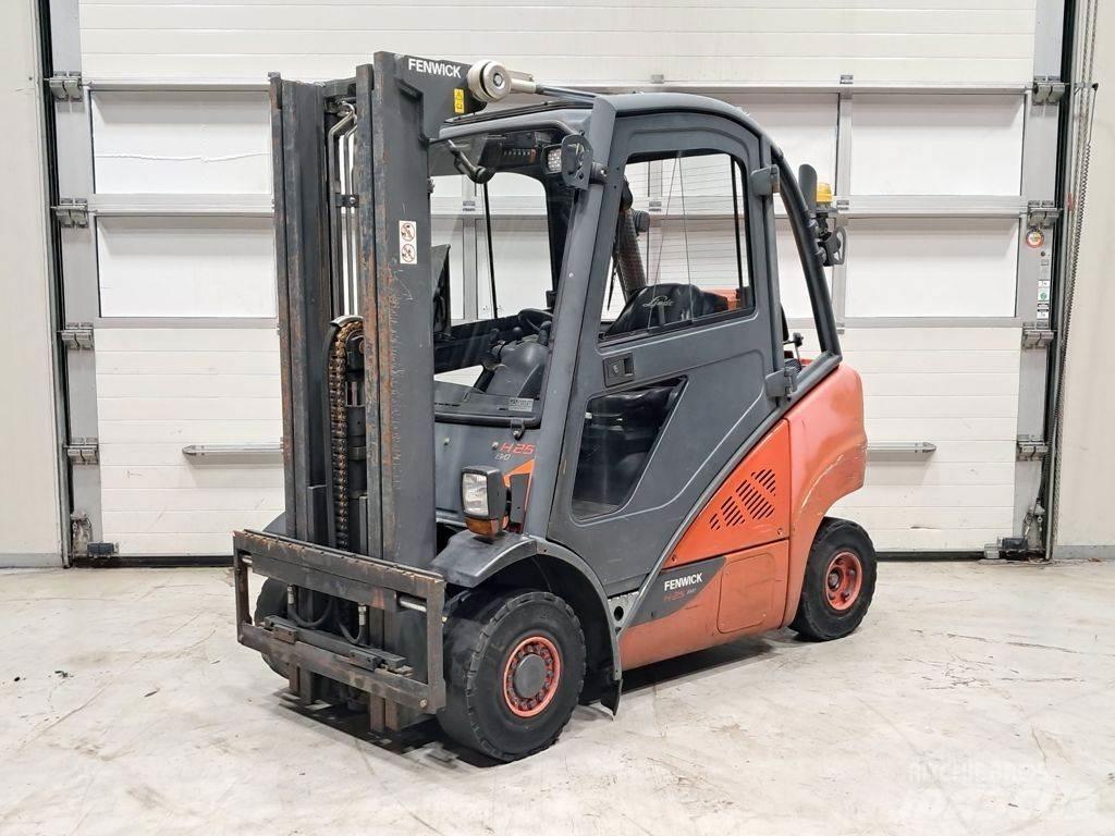 Linde H25T-02 LPG gaffeltrucks