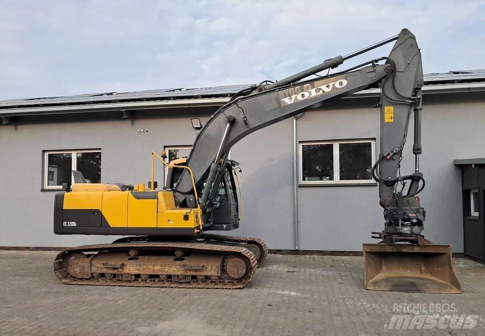 Volvo EC 220 DL Gravemaskiner på larvebånd
