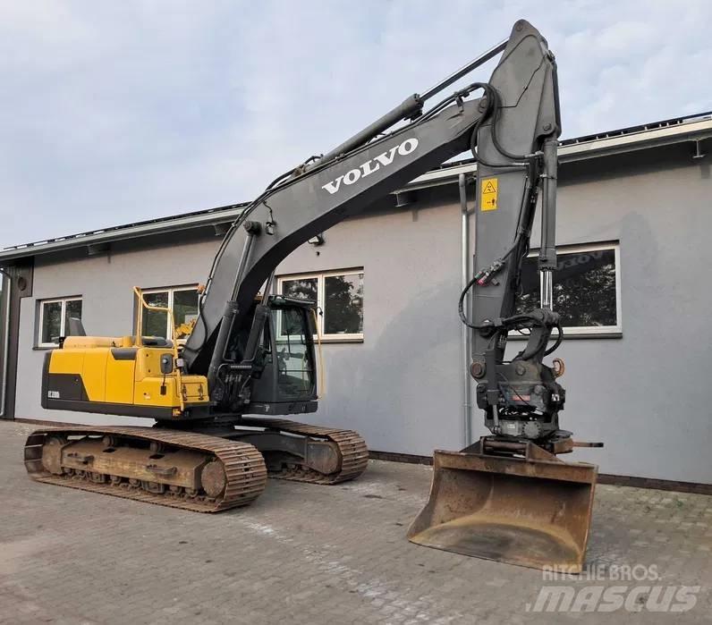 Volvo EC 220 DL Gravemaskiner på larvebånd