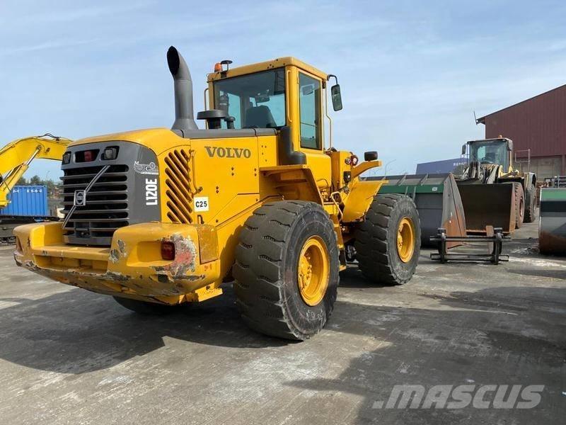 Volvo L 120 E Læssemaskiner på hjul