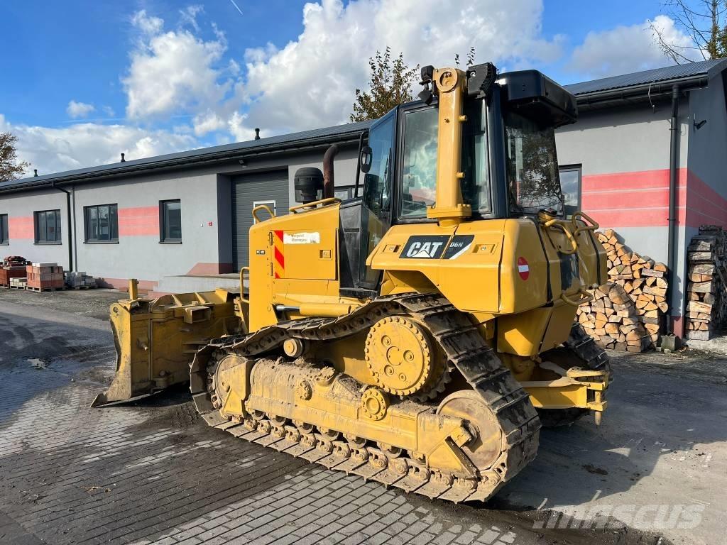 CAT D 6 N XL Bulldozer på larvebånd