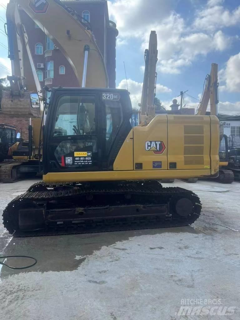 CAT 320 Gravemaskiner på larvebånd