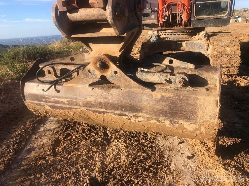 Hitachi ZX350LCN-6 Gravemaskiner på larvebånd